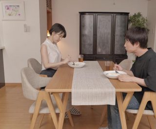 Đụ chị dâu hấp dẫn thiếu thốn tình dục